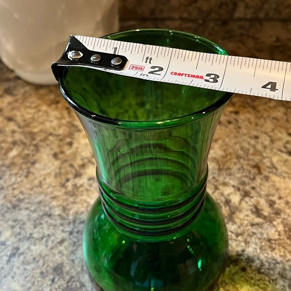 Anchor Hocking Emerald Green Glass Vase Ribbed Ring VINTAGE